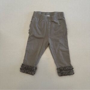 🌟3/$20🌟 Ruffle Butts cotton ruffle leggings. Size 6-12M.